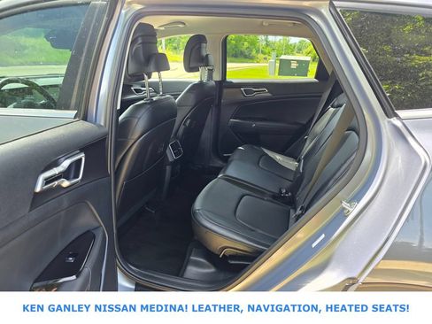 Used 2024 Kia Sportage EX FWD image 40