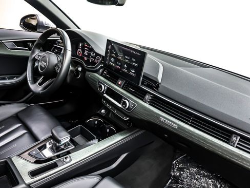 Used 2022 Audi A4 2.0T Premium Plus image 17