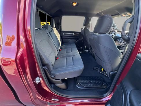Used 2019 RAM 1500 Big Horn AWD/4WD image 16