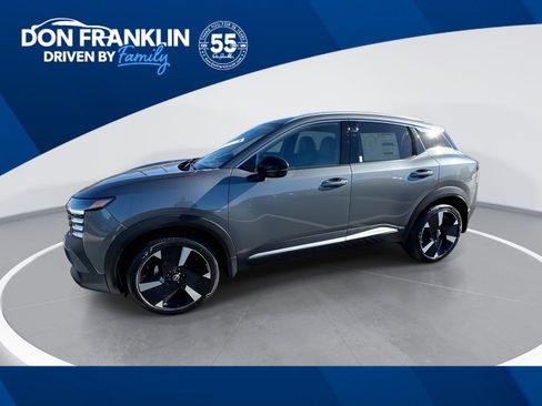 New 2026 Nissan Kicks SR w/ SR Premium Package AWD/4WD image 1