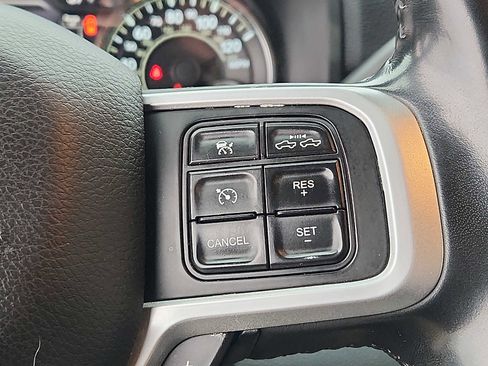 Used 2021 RAM 2500 Big Horn w/ Level 2 Equipment Group image 21