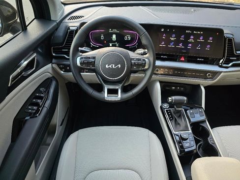 New 2025 Kia Sportage EX w/ Premium Package image 6