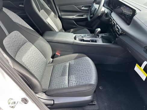 Used 2026 Nissan Sentra SV w/ Floor Mat Package image 11