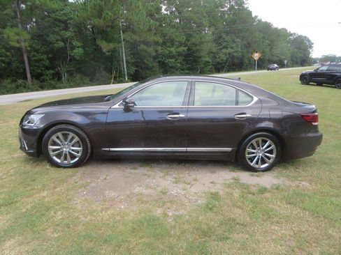 Used 2016 Lexus LS 460 AWD w/ Comfort Package image 1