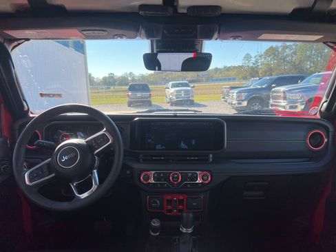 Used 2024 Jeep Wrangler Sahara w/ Technology Group image 9