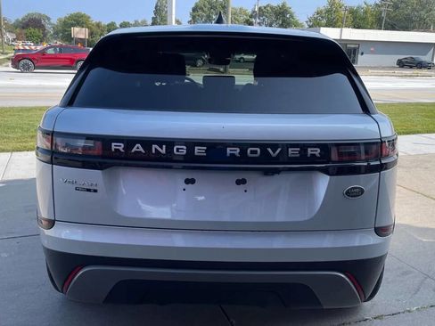 Used 2018 Land Rover Range Rover Velar S image 7
