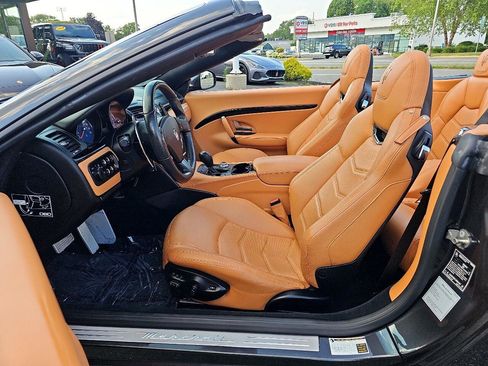 Used 2018 Maserati GranTurismo Sport image 31