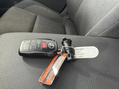 Used 2025 Toyota Camry LE FWD image 3