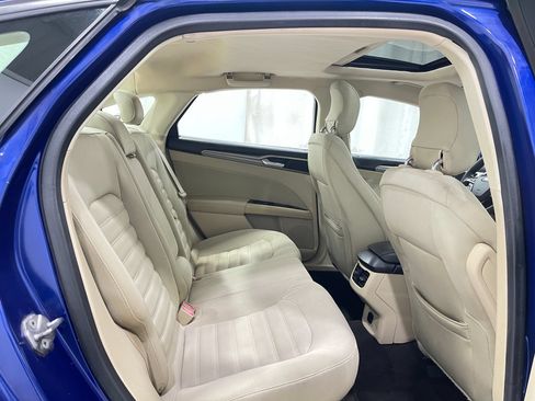 Used 2013 Ford Fusion SE FWD image 29