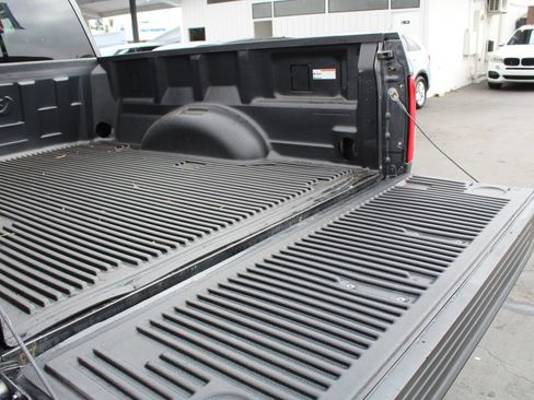 Used 2017 Ford F150 XLT w/ Trailer Tow Package AWD/4WD image 30