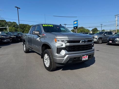 Used 2024 Chevrolet Silverado 1500 RST w/ Convenience Package II AWD/4WD image 2