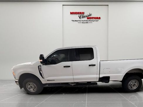 Used 2023 Ford F250 XL AWD/4WD image 4