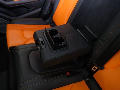 Used 2021 Lamborghini Urus image 31