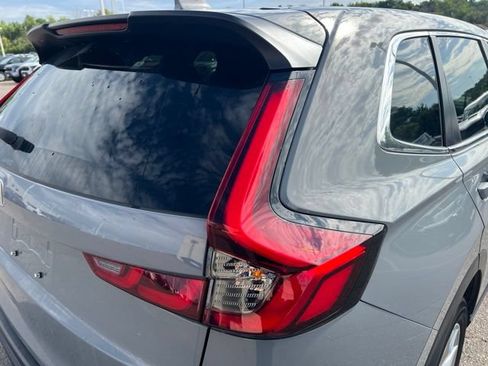 Used 2025 Honda CR-V EX-L image 12