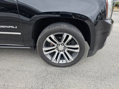 Used 2018 GMC Yukon Denali w/ Denali Ultimate Package image 11