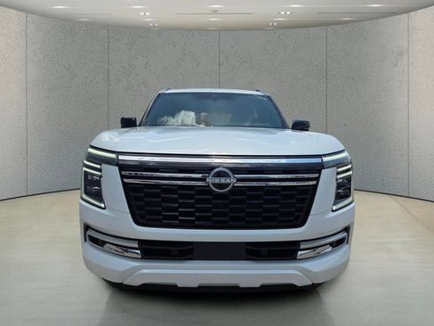 Used 2025 Nissan Armada SL w/ Captain's Chari Seat Package RWD image 7