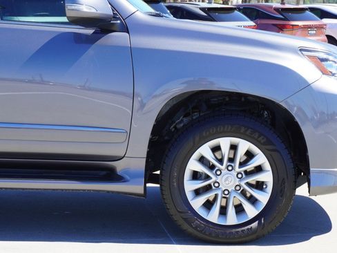 Used 2019 Lexus GX 460 Premium image 8