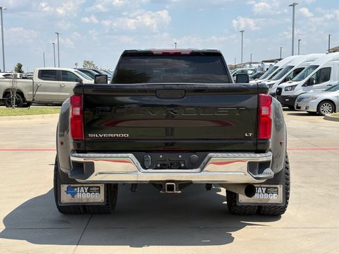 Used 2023 Chevrolet Silverado 3500 LT w/ Convenience Package AWD/4WD image 6