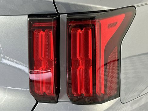 Used 2022 Kia Sorento SX image 26