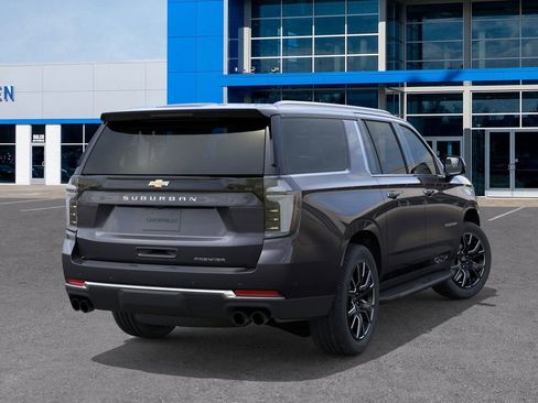 New 2026 Chevrolet Suburban Premier image 4