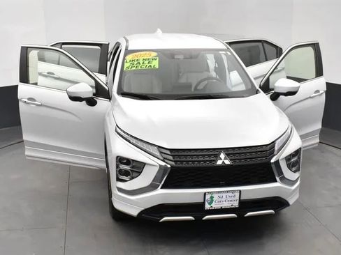 Used 2025 Mitsubishi Eclipse Cross SEL image 10