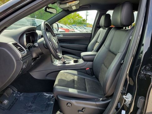 Used 2021 Jeep Grand Cherokee Laredo X RWD image 13