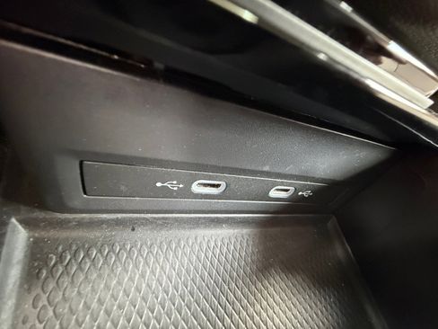 Used 2024 Volkswagen Atlas SE w/ Panoramic Sunroof Package image 31