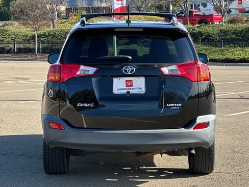 Used 2014 Toyota RAV4 Limited w/ Technology Package image 5