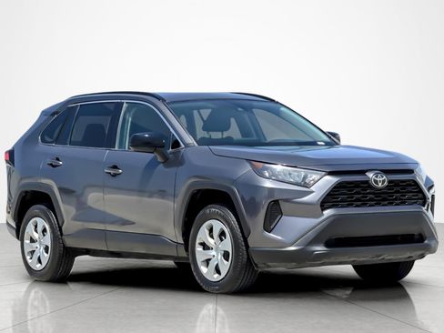 Used 2021 Toyota RAV4 LE AWD/4WD image 7