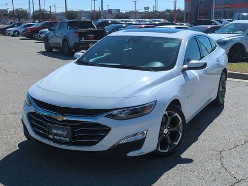 Used 2024 Chevrolet Malibu LT image 1