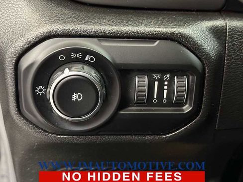 Used 2022 Jeep Wrangler Unlimited Sport image 45