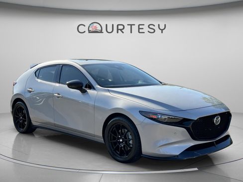 Used 2023 MAZDA MAZDA3 Hatchback w/ Appearance Package image 7