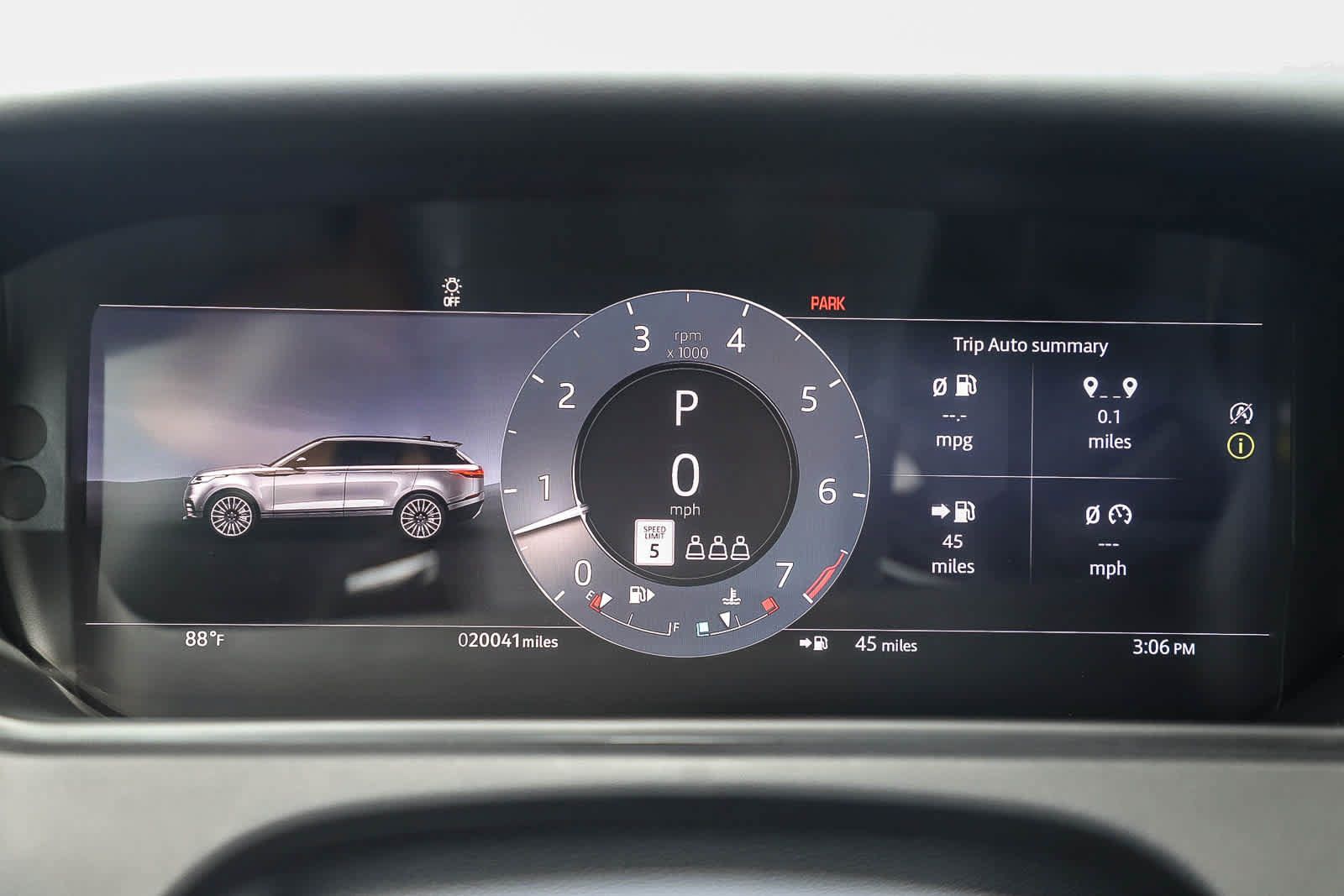 Used 2024 Land Rover Range Rover Velar Dynamic SE AWD/4WD image 19