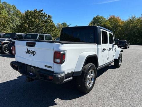 Used 2021 Jeep Gladiator Sport image 6