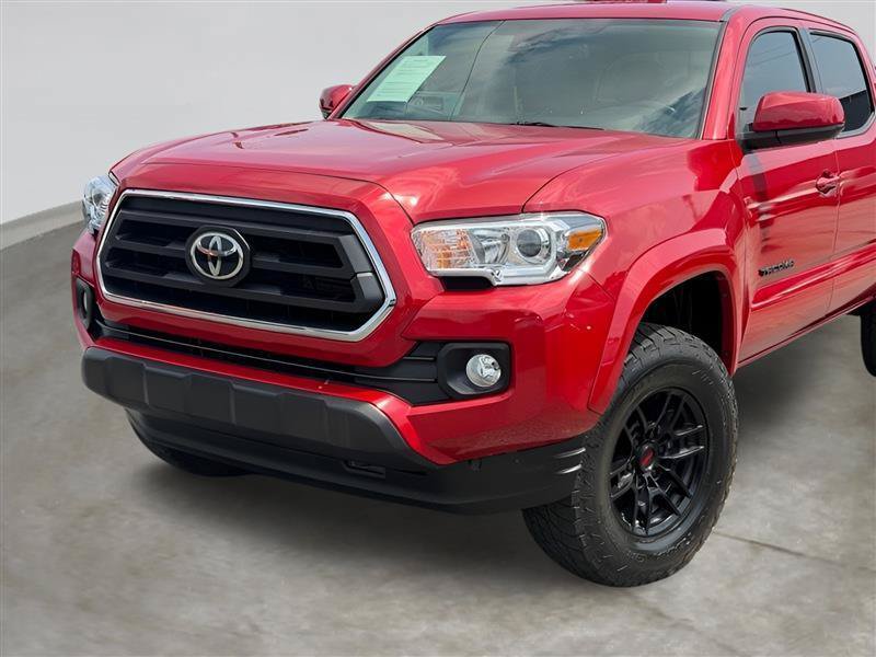 Used 2020 Toyota Tacoma SR5 AWD/4WD image 5