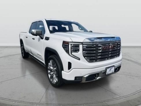 Used 2022 GMC Sierra 1500 Denali w/ Denali Reserve Package image 1