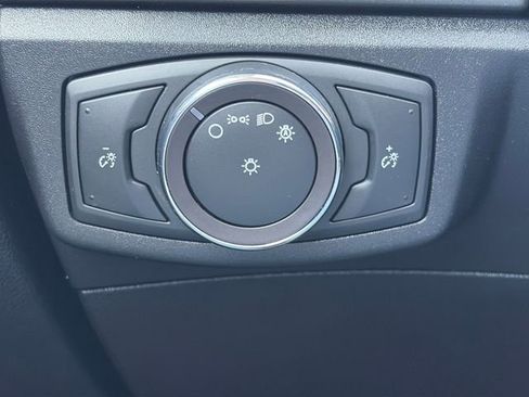 Used 2018 Ford Fusion SE image 91