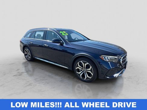 Used 2025 Mercedes-Benz E 450 4MATIC All-Terrain Wagon image 4