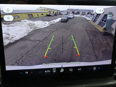 Used 2022 Ford E-Transit 148 High Roof Extended image 15