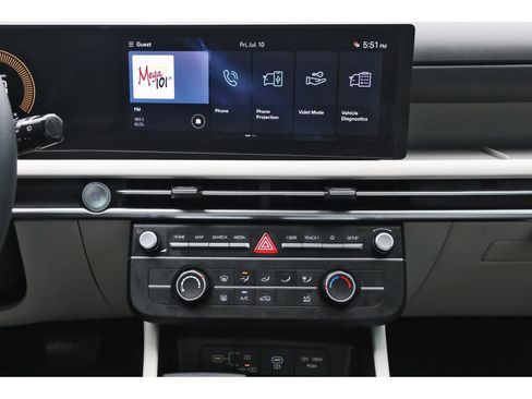 Certified 2026 Hyundai Tucson SE FWD image 24