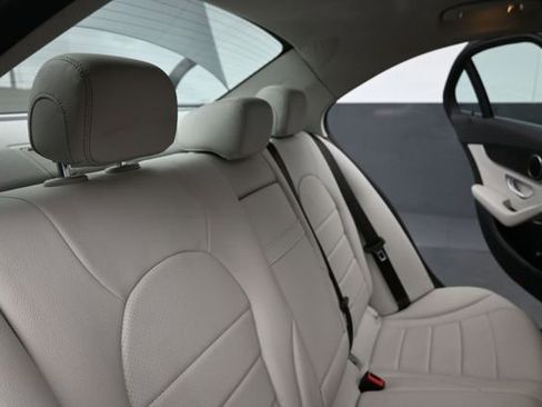 Used 2016 Mercedes-Benz C 300 4MATIC Sedan image 25