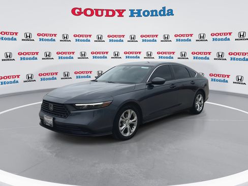 Certified 2023 Honda Accord LX image 4