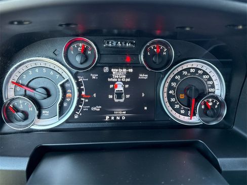 Used 2022 RAM 1500 Classic Warlock w/ Electronics Group image 9