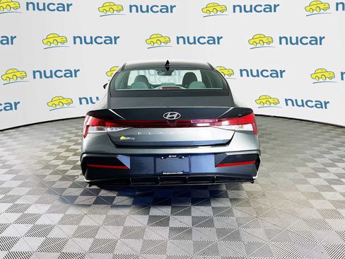 Used 2024 Hyundai Elantra SEL FWD image 6