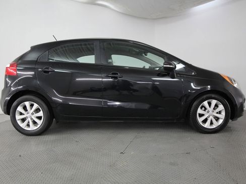 Used 2013 Kia Rio EX w/ Convenience Pkg FWD image 5