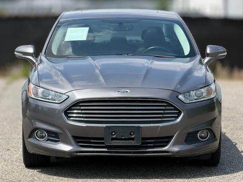 Used 2013 Ford Fusion SE FWD image 5