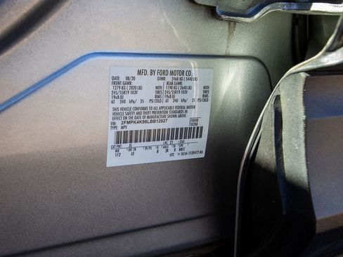 Used 2020 Ford Edge Titanium w/ Cargo Accessory Package image 28