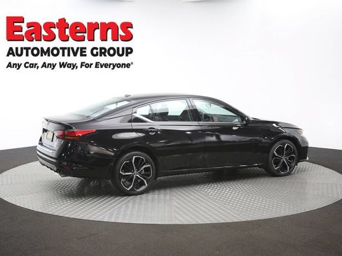 Used 2023 Nissan Altima 2.5 SR AWD/4WD image 46