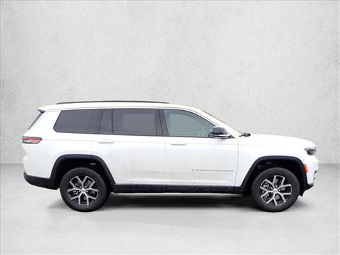 New 2025 Jeep Grand Cherokee L Limited image 5