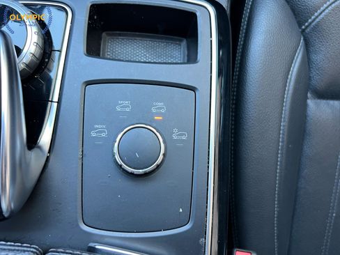 Used 2017 Mercedes-Benz GLE 350 w/ Premium 1 Package image 36